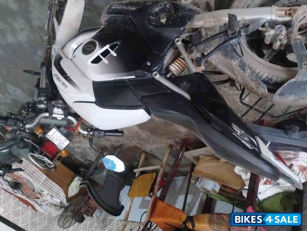 Mist Gray Revolt RV 400 Mist Gray Revolt RV 400