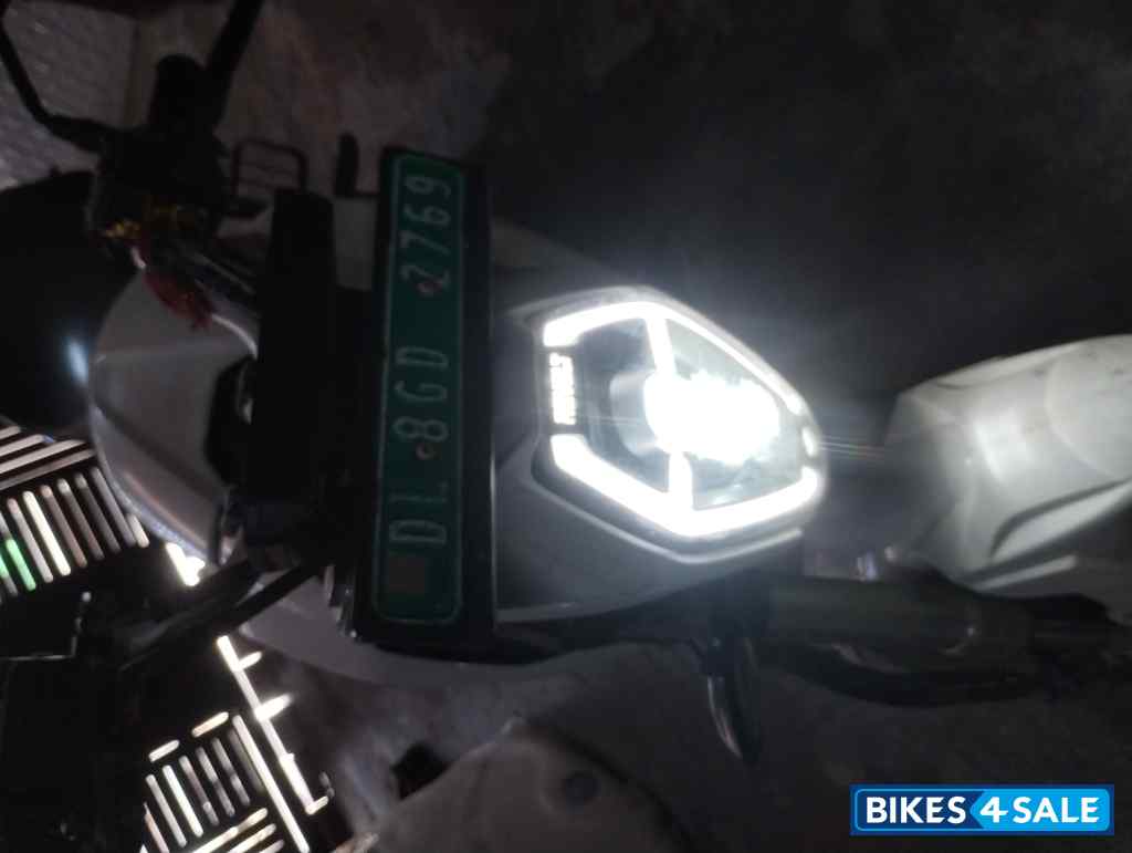 Mist Gray Revolt RV 400 Mist Gray Revolt RV 400