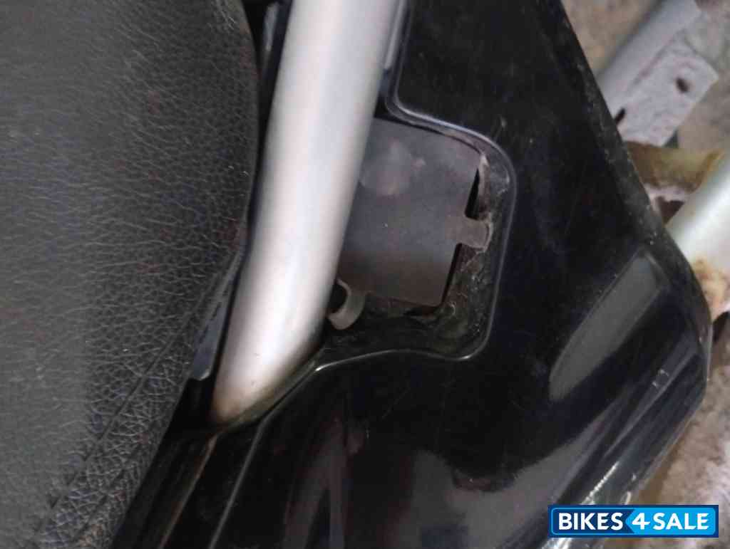 Mist Gray Revolt RV 400 Mist Gray Revolt RV 400