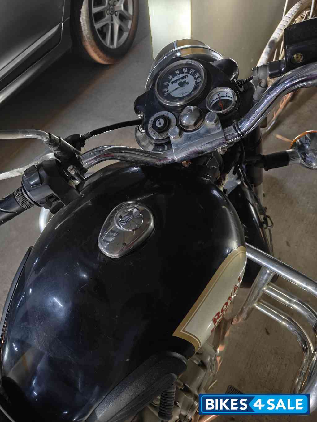 Royal Enfield Classic 500