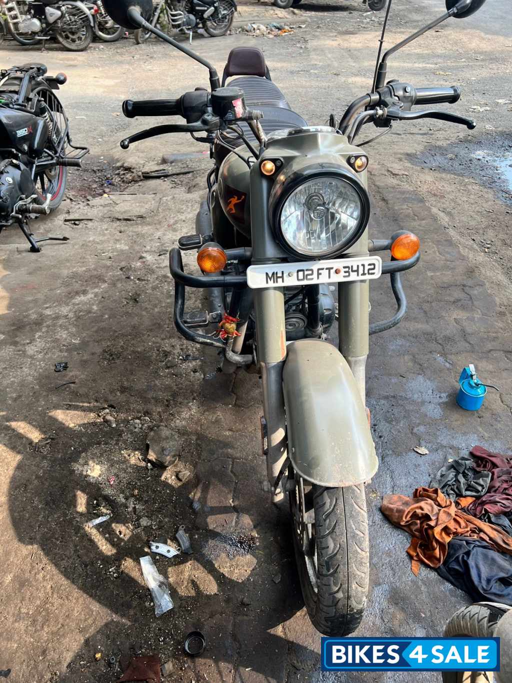 Military's Royal Enfield Classic 350 Dual Channel BS6