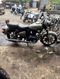 Military's Royal Enfield Classic 350 Dual Channel BS6