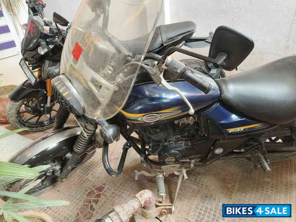 Bajaj Avenger Street 150
