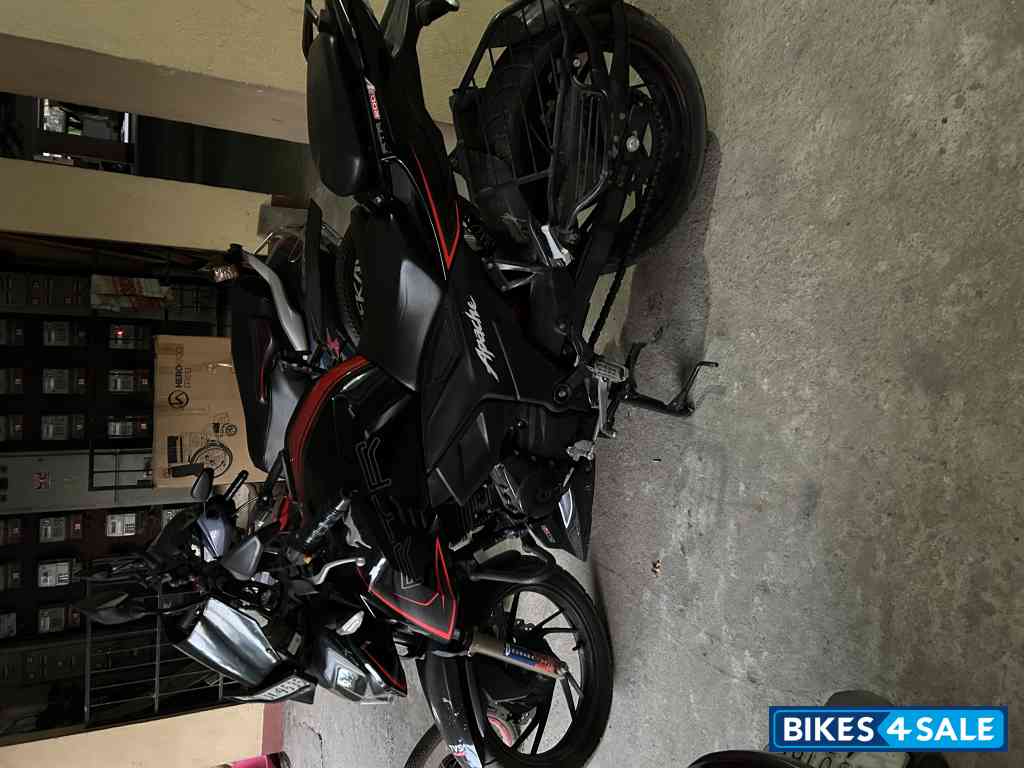 TVS Apache RTR 200 4V