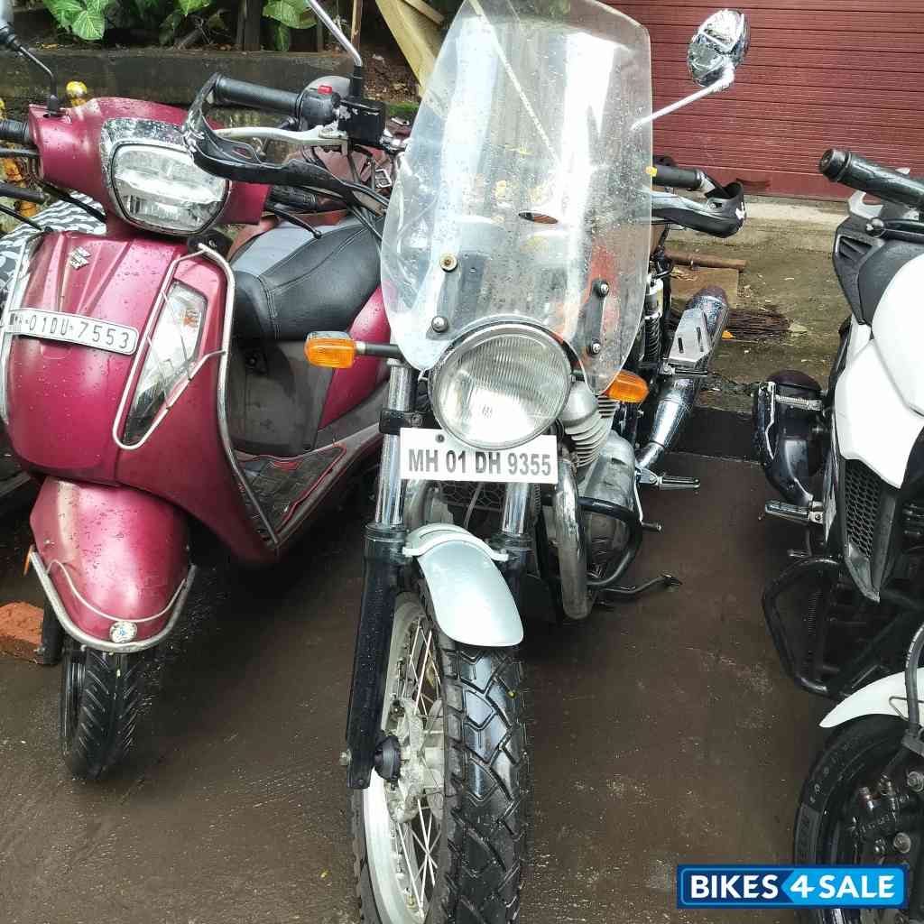 Orange Royal Enfield Interceptor 650 Twin