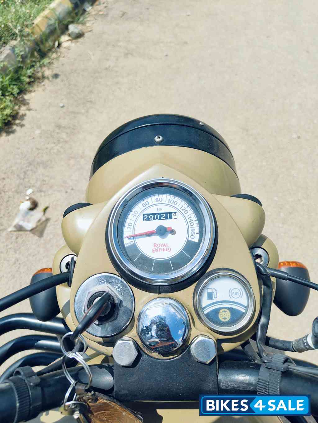 Stormrider Sand Royal Enfield Classic Signals Stormrider Sand