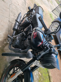 Black Royal Enfield Classic 350 BS VI