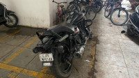 Black Bajaj Avenger 220 DTS-i