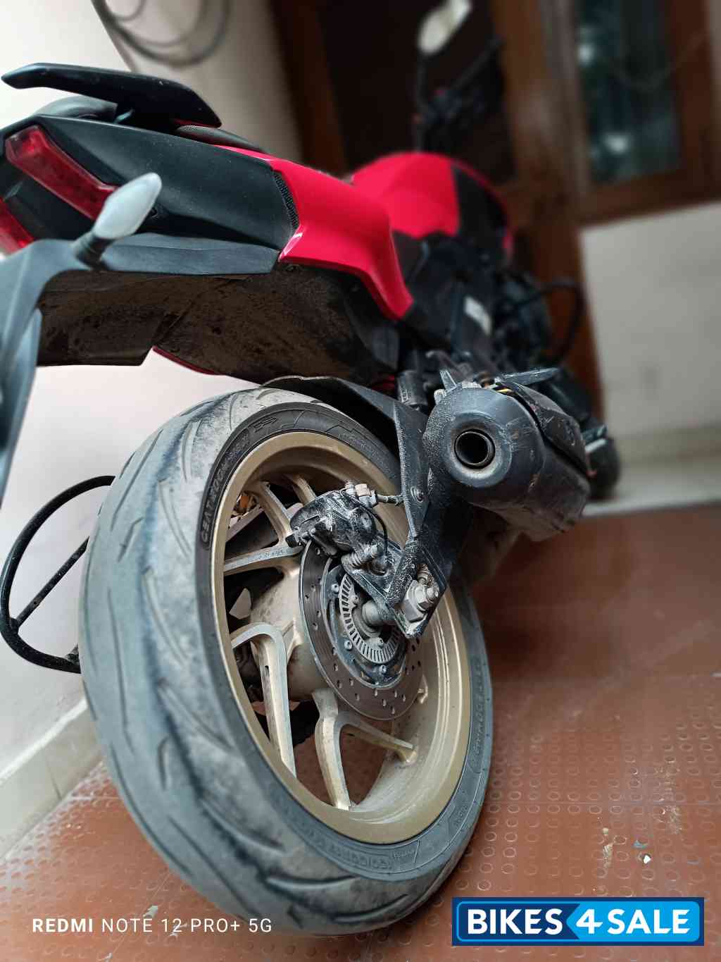 Red Bajaj Dominar 400 Disc
