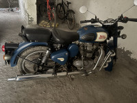 Royal Enfield Classic 350