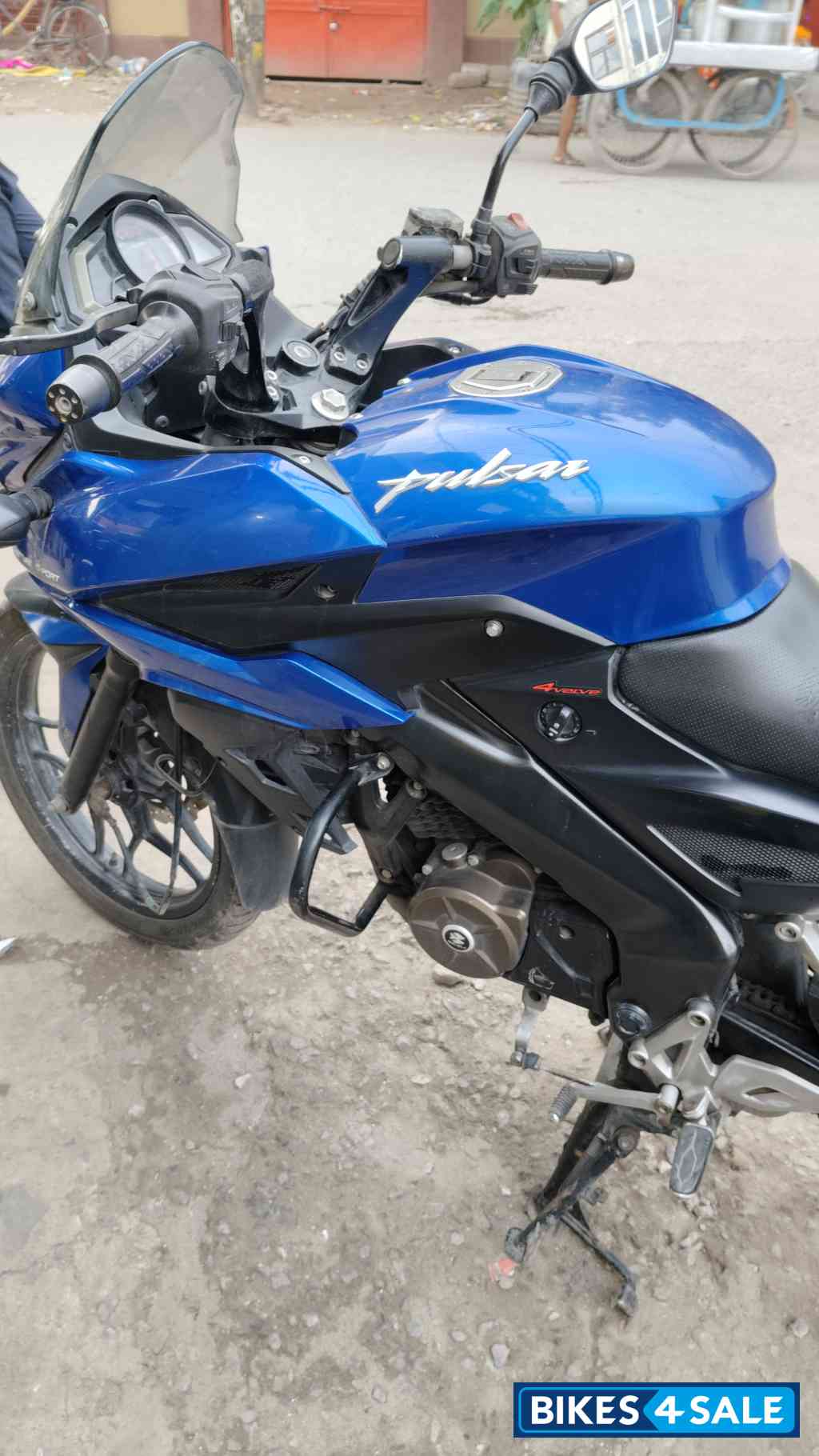 Blue Bajaj Pulsar AS 150 Blue Bajaj Pulsar AS 150