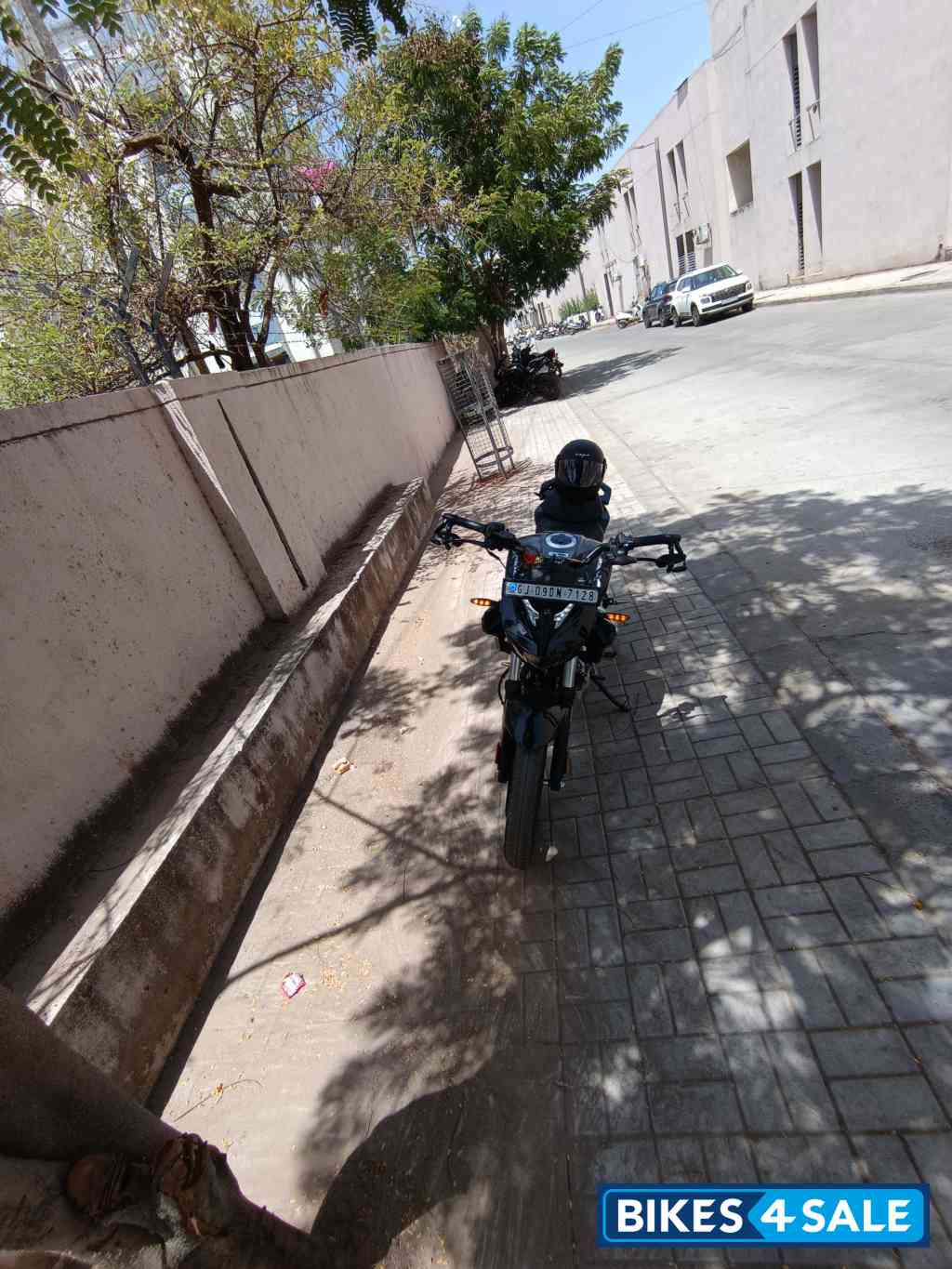 Black Hero Xtreme 125R Black Hero Xtreme 125R