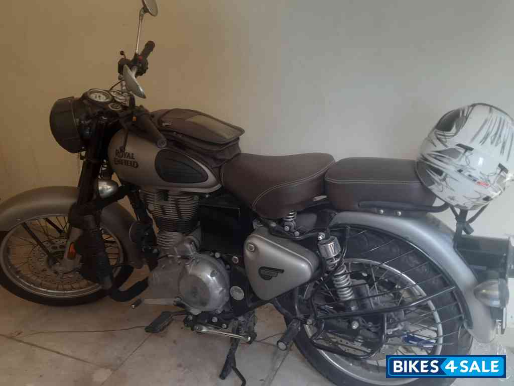 Royal Enfield Classic 350 Dual Channel BS6