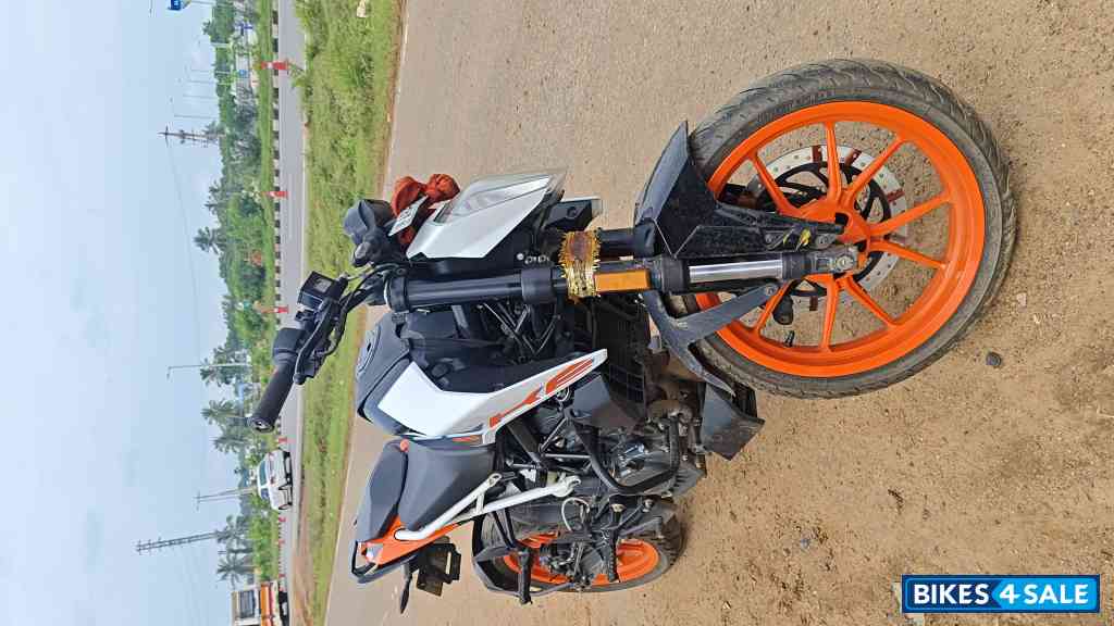 KTM Duke 125 2022