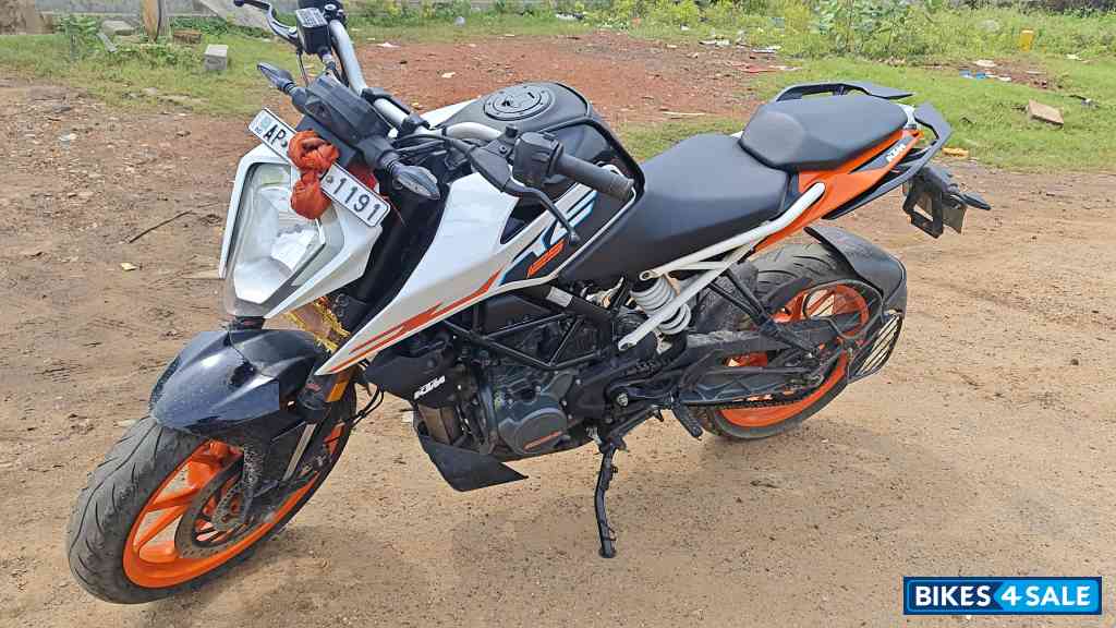 KTM Duke 125 2022