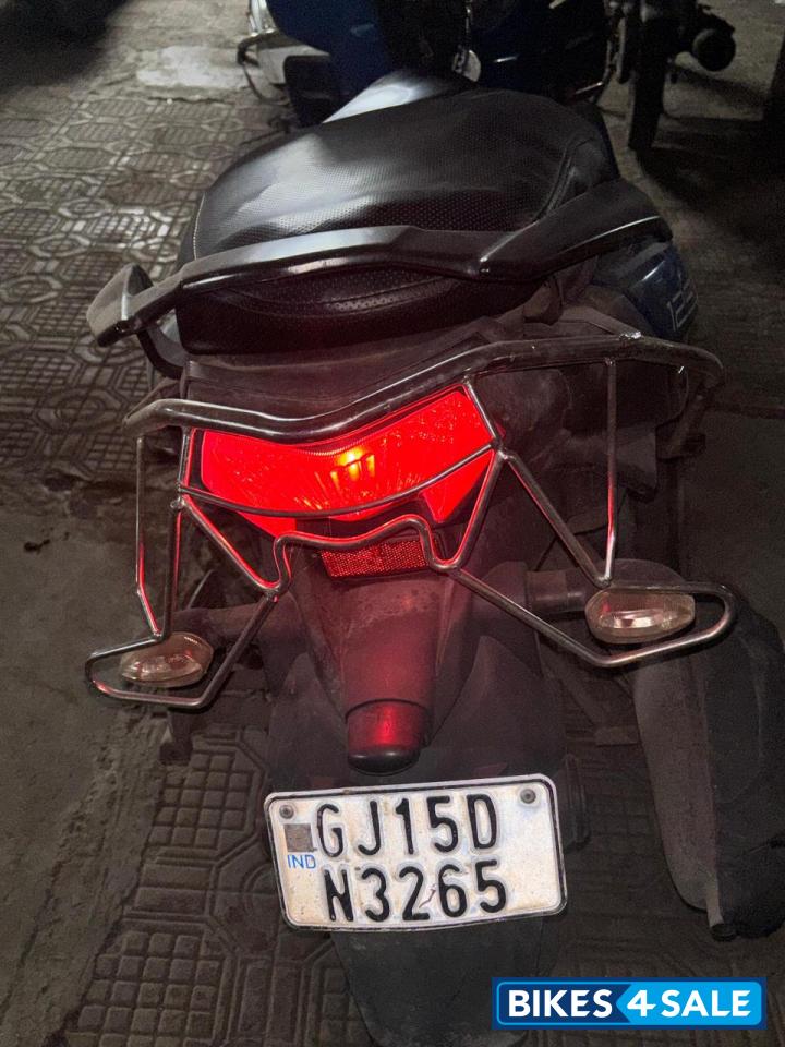 Blue Yamaha Ray ZR 125 Fi Hybrid Disc