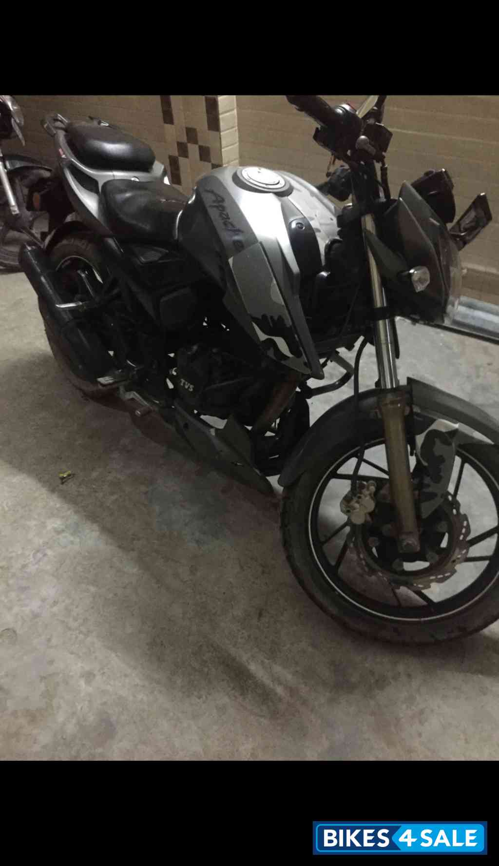 TVS Apache RTR 200 4V