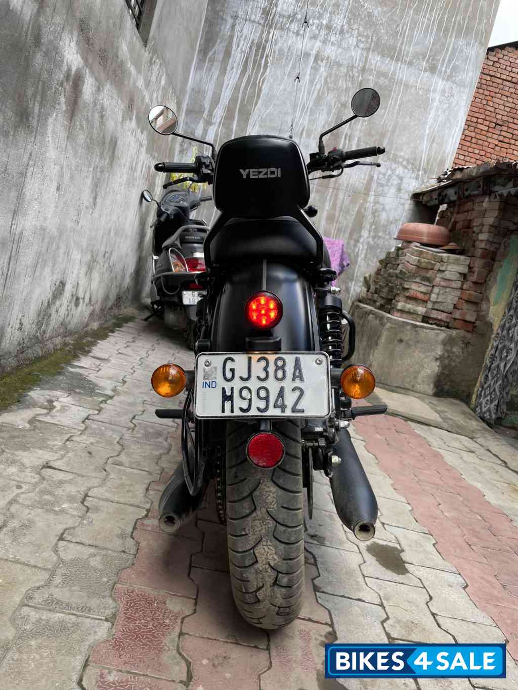 Shadow Grey Yezdi Roadster Dark