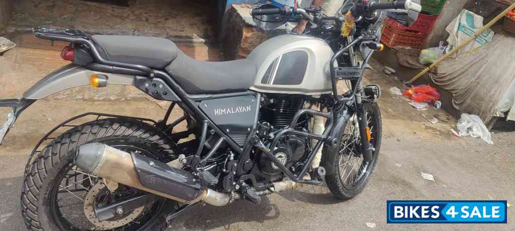 Grey Royal Enfield Himalayan 2021
