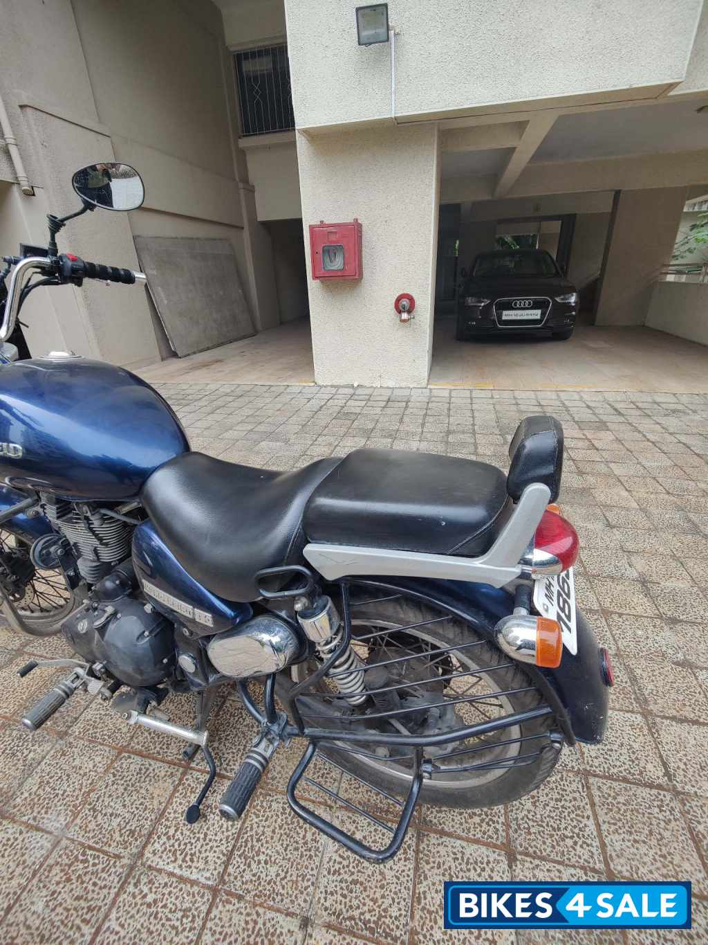 Royal Enfield Thunderbird 350 Royal Enfield Thunderbird 350