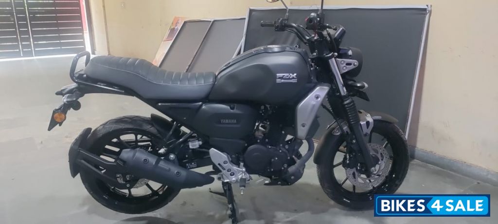 Yamaha FZ-X