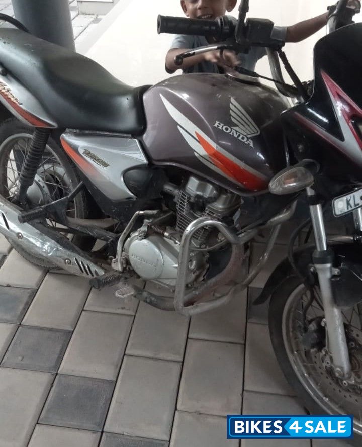 Honda Shine 125 Disc