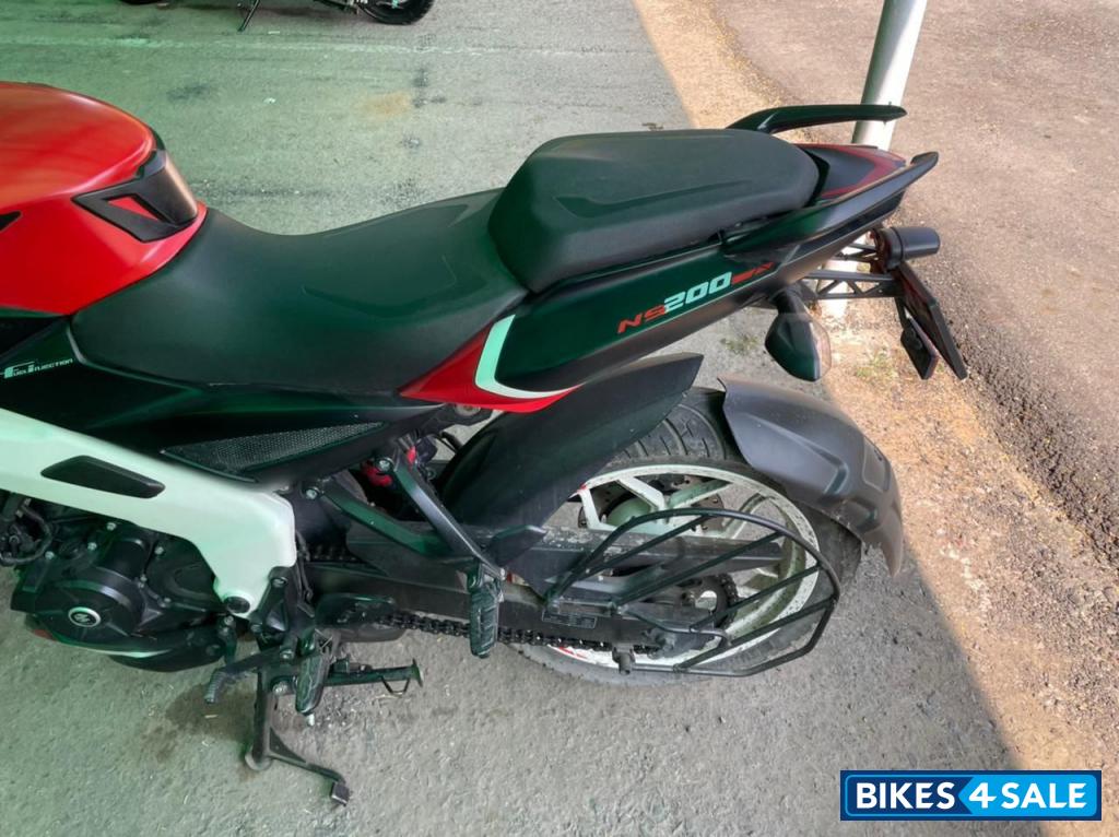 Red White Bajaj Pulsar 200 NS