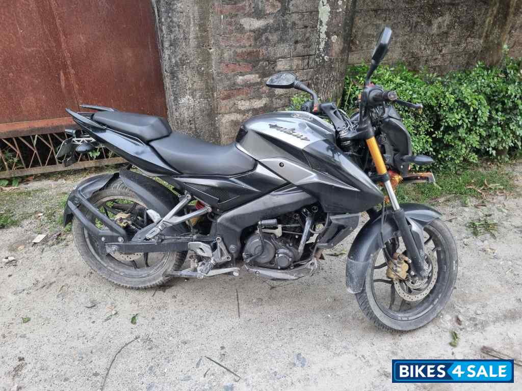 Grey Bajaj Pulsar NS 160