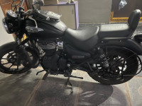 Stellar Black Royal Enfield Meteor 350 Stellar