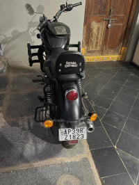 Stellar Black Royal Enfield Meteor 350 Stellar