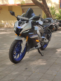 M Edition Yamaha R15M