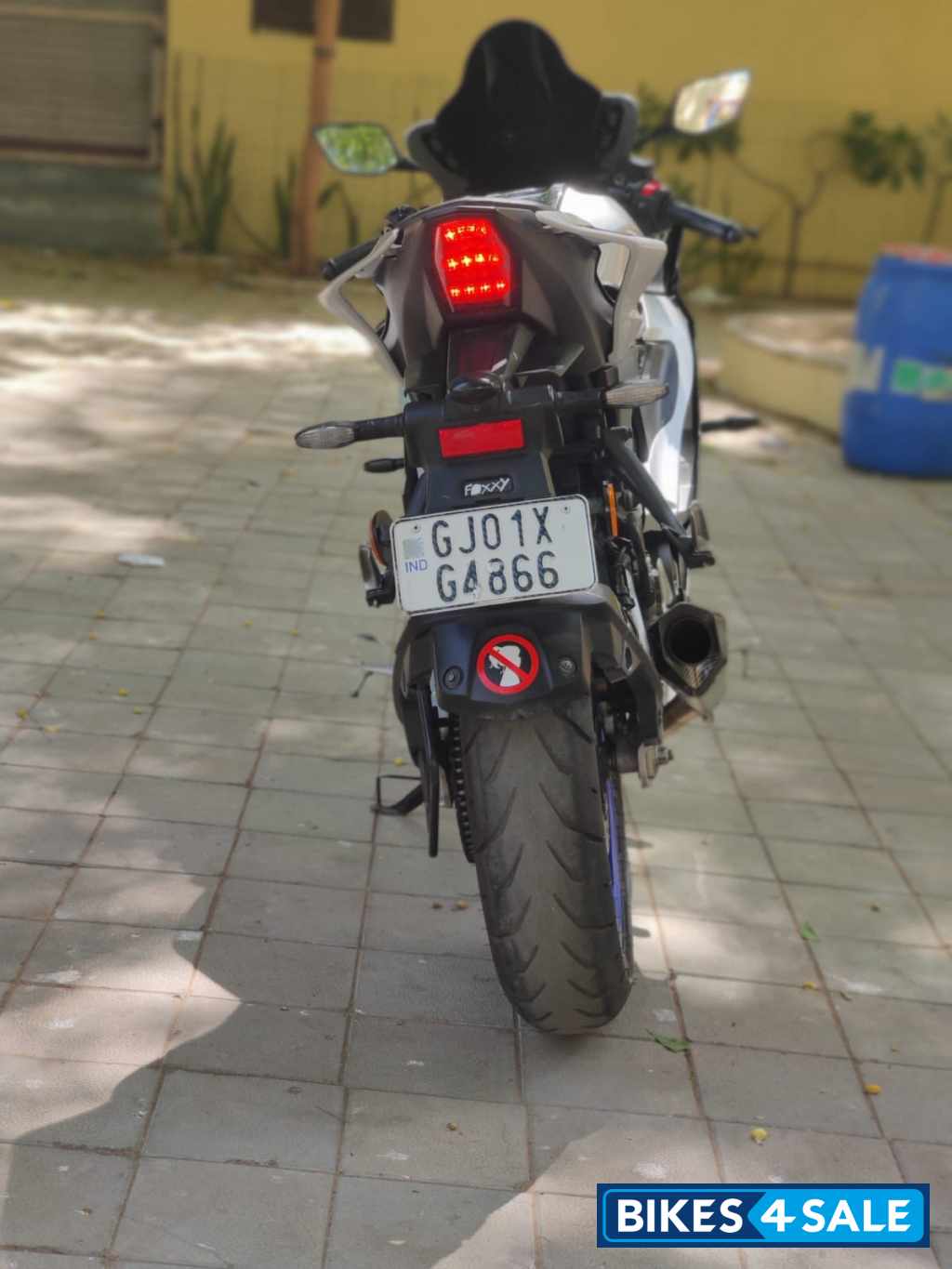 M Edition Yamaha R15M