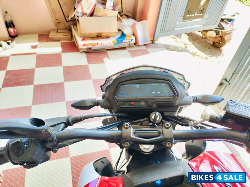 Red Bajaj Dominar 250