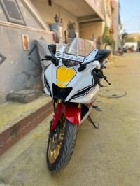 Yamaha R15M WGP 60th Anniversary Edition