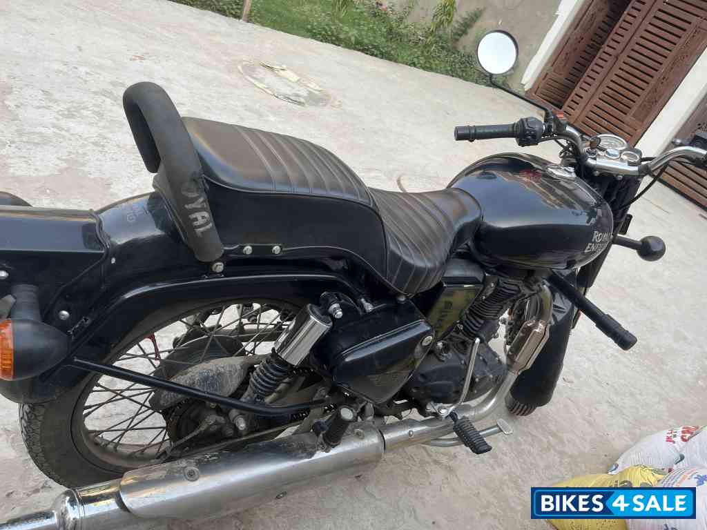 Jet Black Royal Enfield Bullet Electra