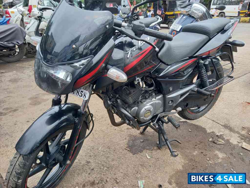 Black Bajaj Pulsar 150 DTSi
