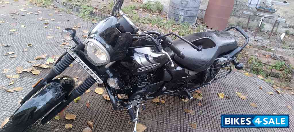 Bajaj Avenger Street 160
