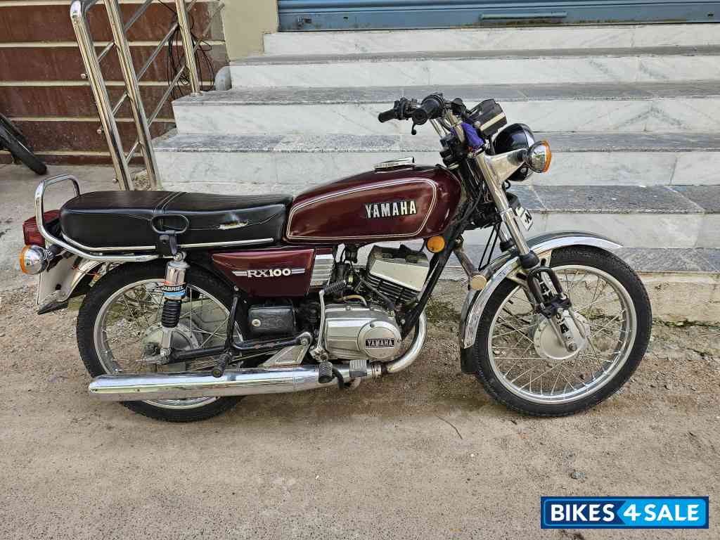 Yamaha RX 100 Yamaha RX 100