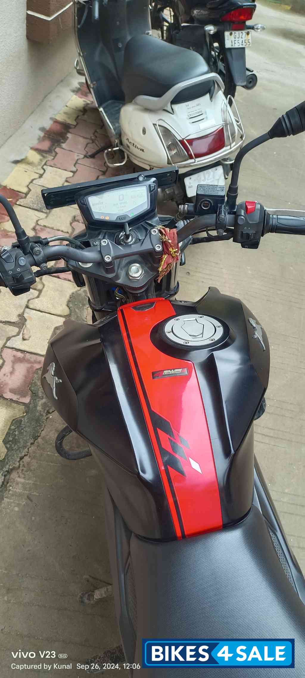 Matte Black TVS Apache RTR 160 4V Special Edition Matte Black TVS Apache RTR 160 4V Special Edition