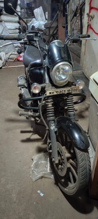 Bajaj Avenger 180 DTS-i