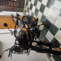 Royal Enfield Himalayan 452