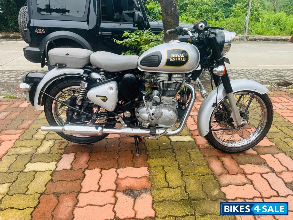 Royal Enfield Classic 350