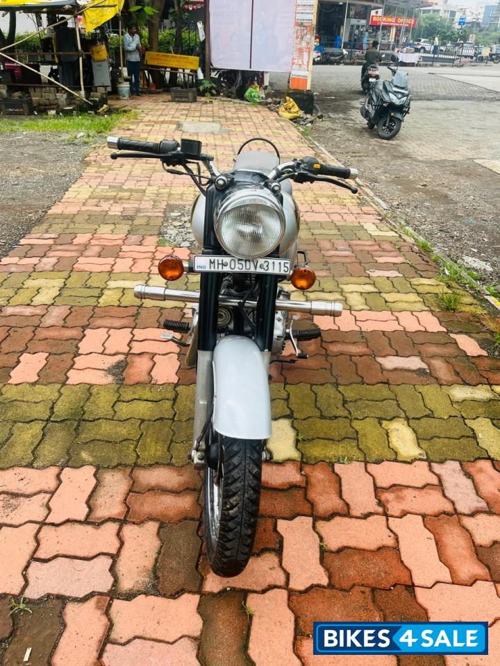 Royal Enfield Classic 350 Royal Enfield Classic 350