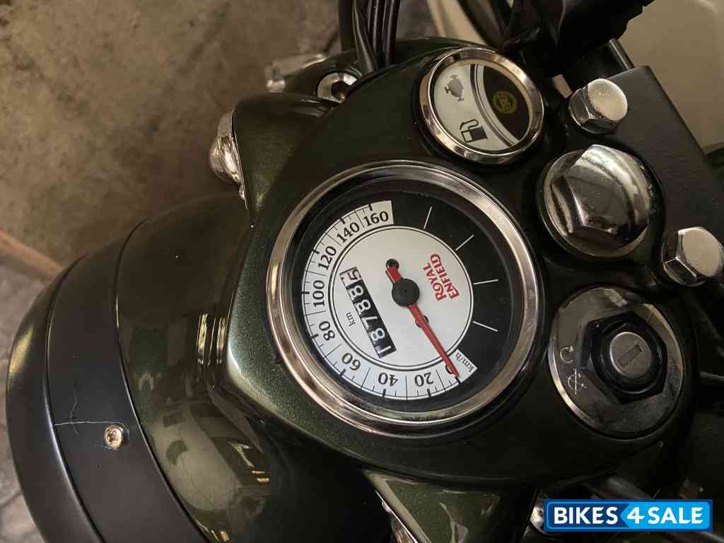 Green Royal Enfield Classic 500