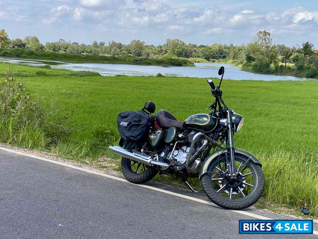 Green Royal Enfield Classic 500