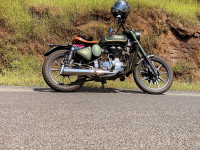 Green Royal Enfield Classic 500