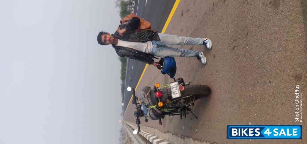 Royal Enfield Hunter 350 Metro