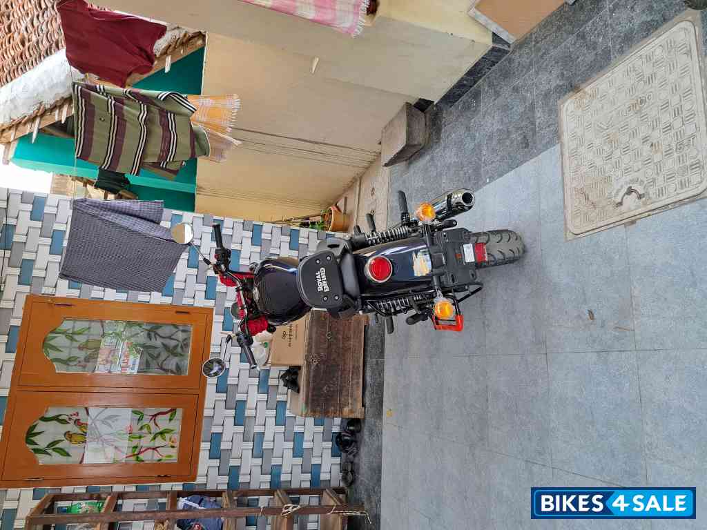 Royal Enfield Meteor 350 Stellar