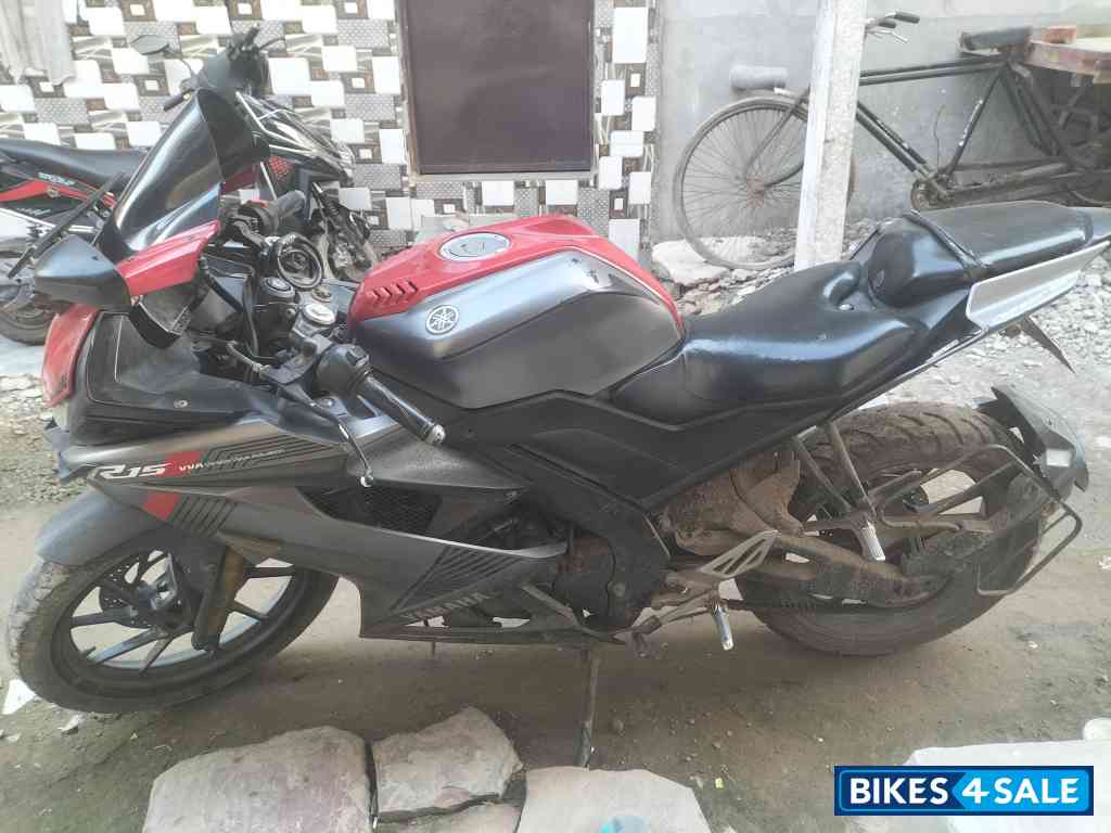 Yamaha YZF R15 V3
