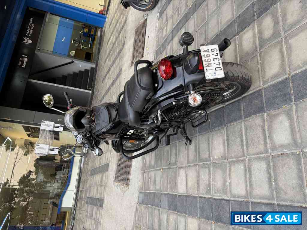 Black Benelli Imperiale 400